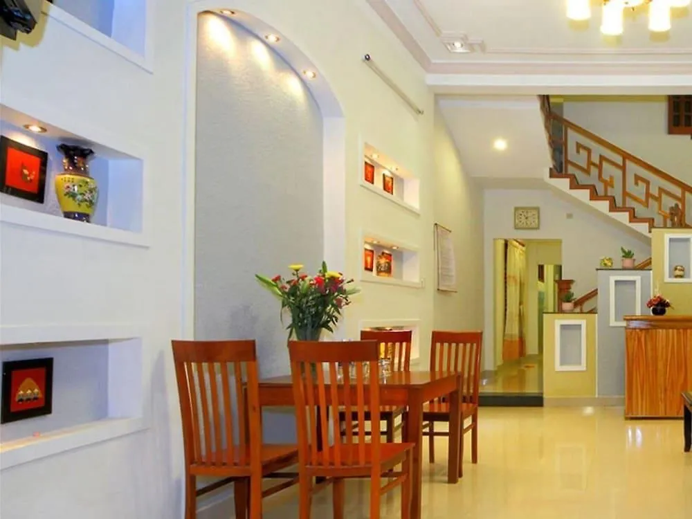 Blue Clouds Homestay Hoi An 0*,